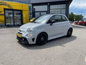 Abarth 595C Pista, 160ks, Beats Audio, navigacija, parking senzori