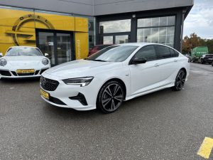 Opel Insignia 2.0 CDTi GS-Line AT8, LED svjetla, alcantara-koža, navi