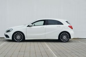 MERCEDES-BENZ A 180 AMG SPORT